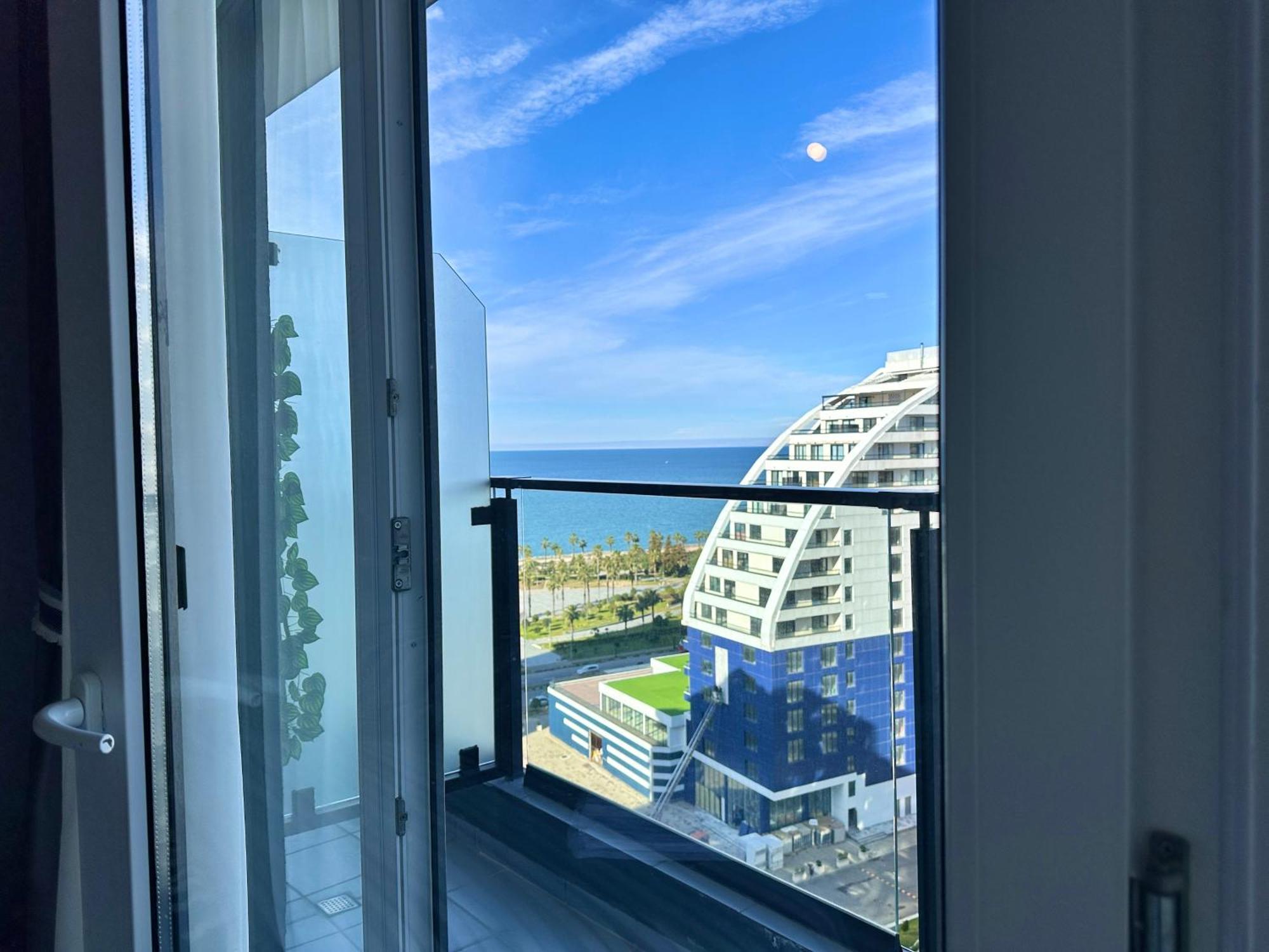 Batumi Boulevard Resort Værelse billede